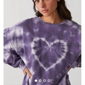 Urban Outfitters | Sweaters | Urban Outfitters Heart Sweatshirt | Poshmark